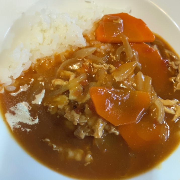 トマト缶入り豚肉のカレーライス(*´꒳`*)